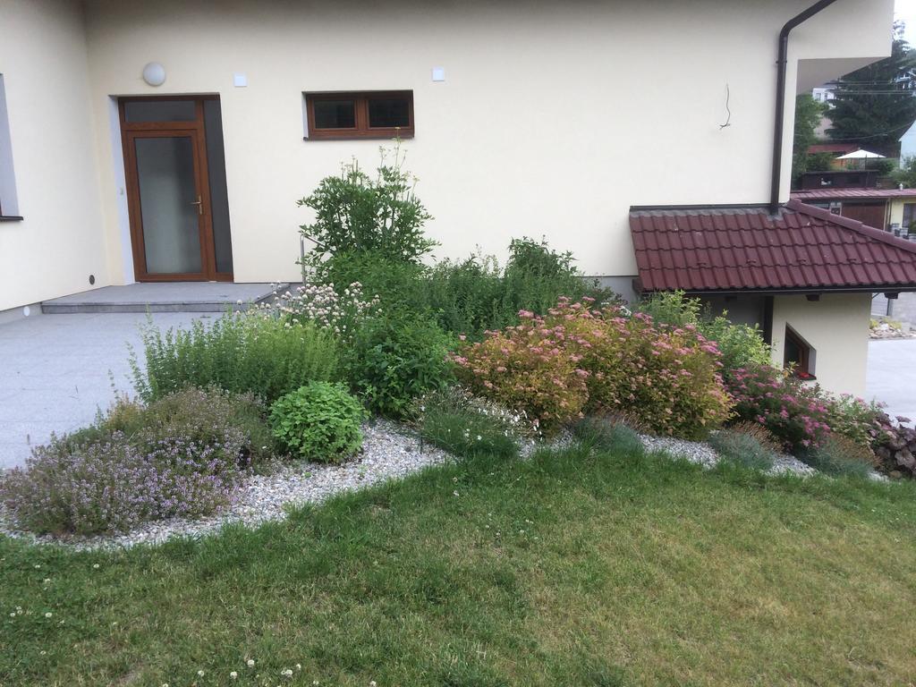 Penzion Emilia Ruzomberok Exterior foto