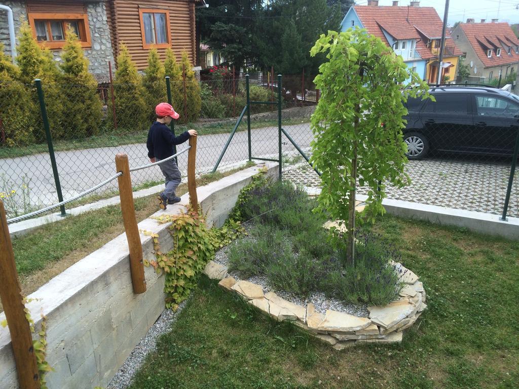 Penzion Emilia Ruzomberok Exterior foto