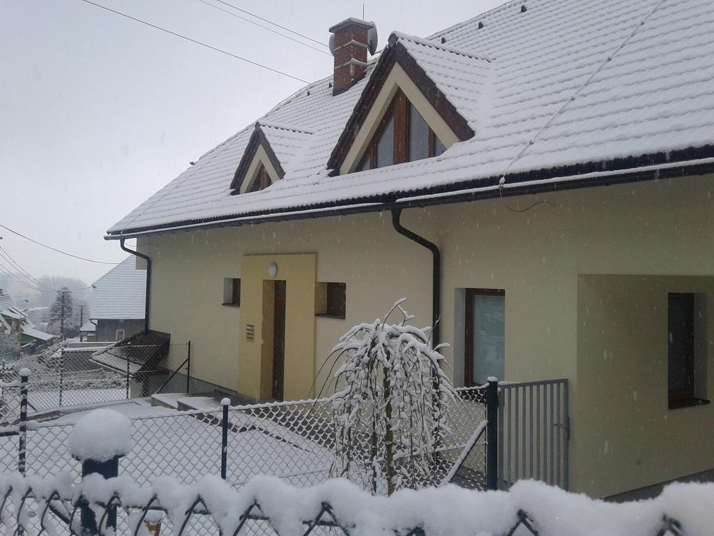 Penzion Emilia Ruzomberok Exterior foto